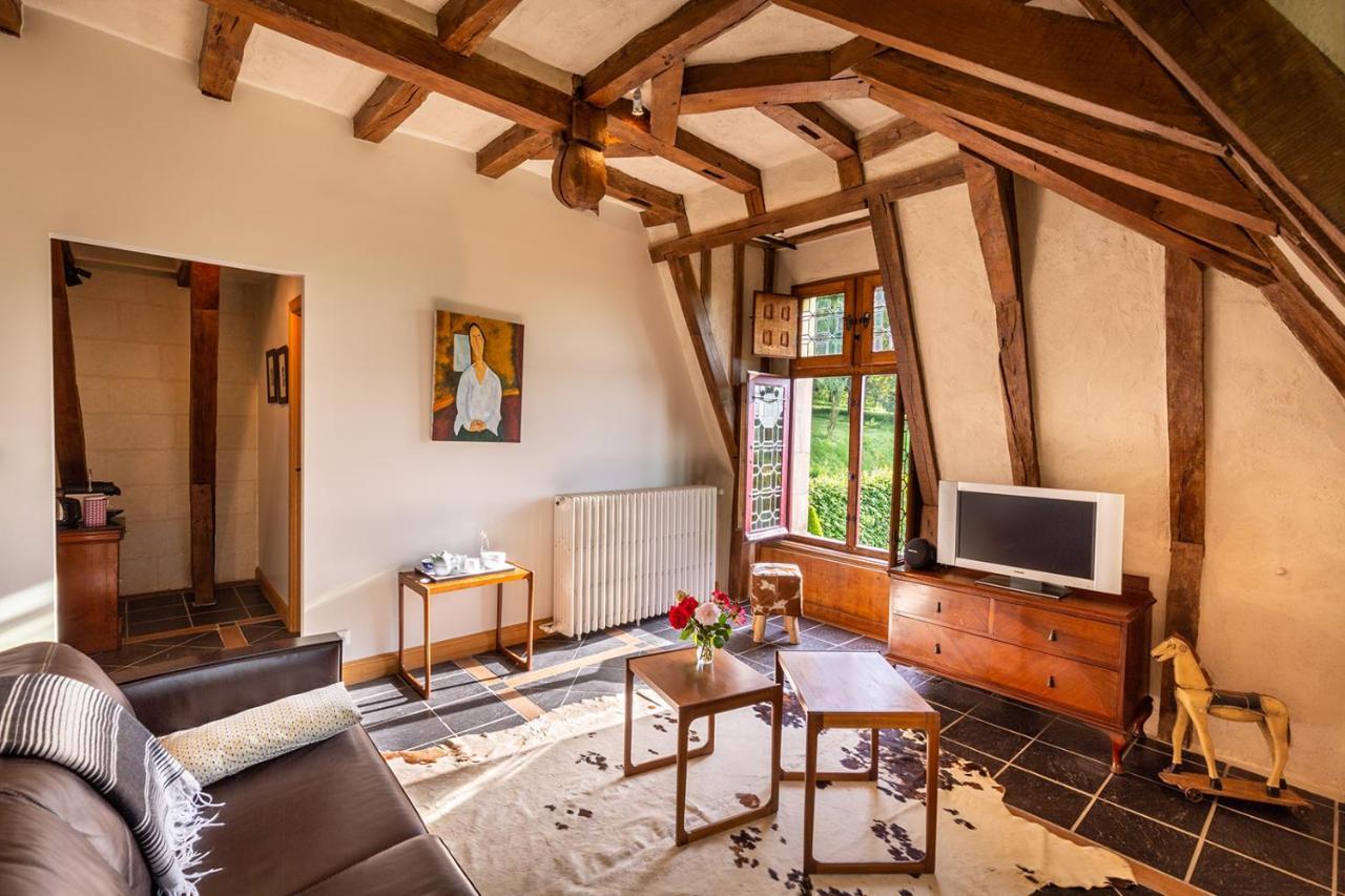Manoir De La Groye Hotel Saint-Saturnin-sur-Loire ภายนอก รูปภาพ