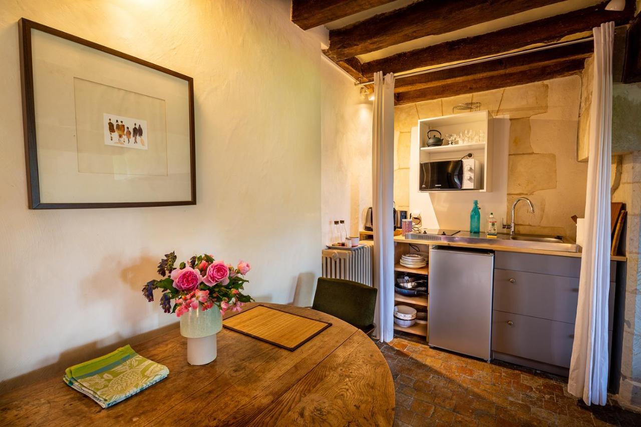 Manoir De La Groye Hotel Saint-Saturnin-sur-Loire ภายนอก รูปภาพ