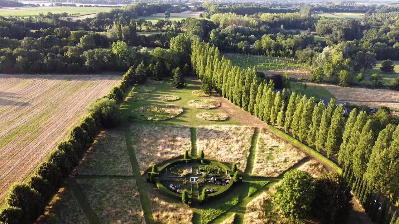 Manoir De La Groye Hotel Saint-Saturnin-sur-Loire ภายนอก รูปภาพ