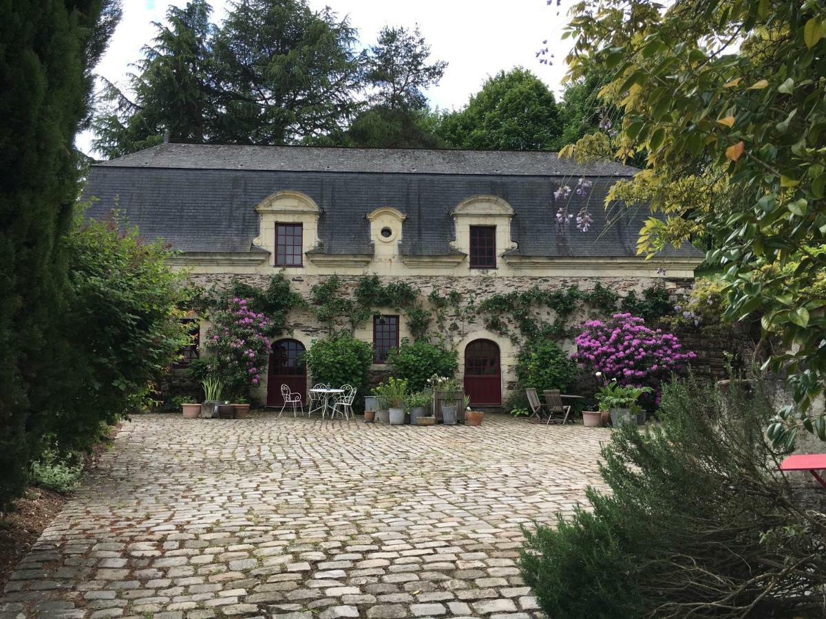 Manoir De La Groye Hotel Saint-Saturnin-sur-Loire ภายนอก รูปภาพ