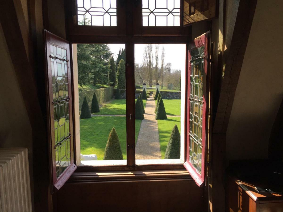 Manoir De La Groye Hotel Saint-Saturnin-sur-Loire ภายนอก รูปภาพ