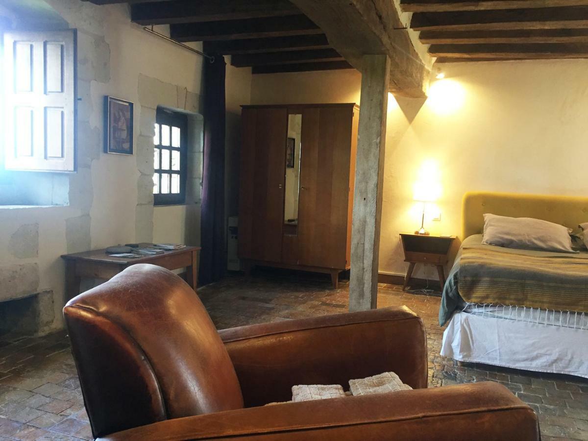 Manoir De La Groye Hotel Saint-Saturnin-sur-Loire ภายนอก รูปภาพ