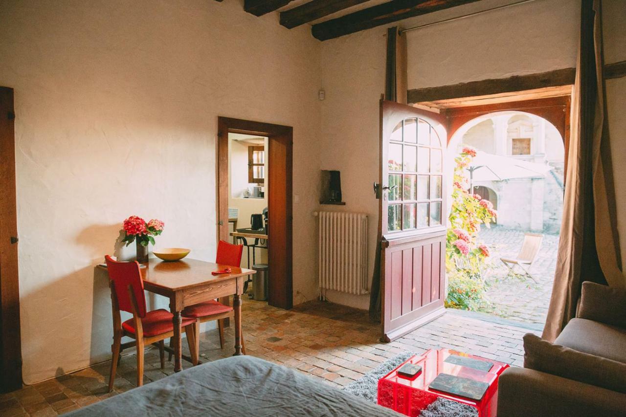 Manoir De La Groye Hotel Saint-Saturnin-sur-Loire ภายนอก รูปภาพ